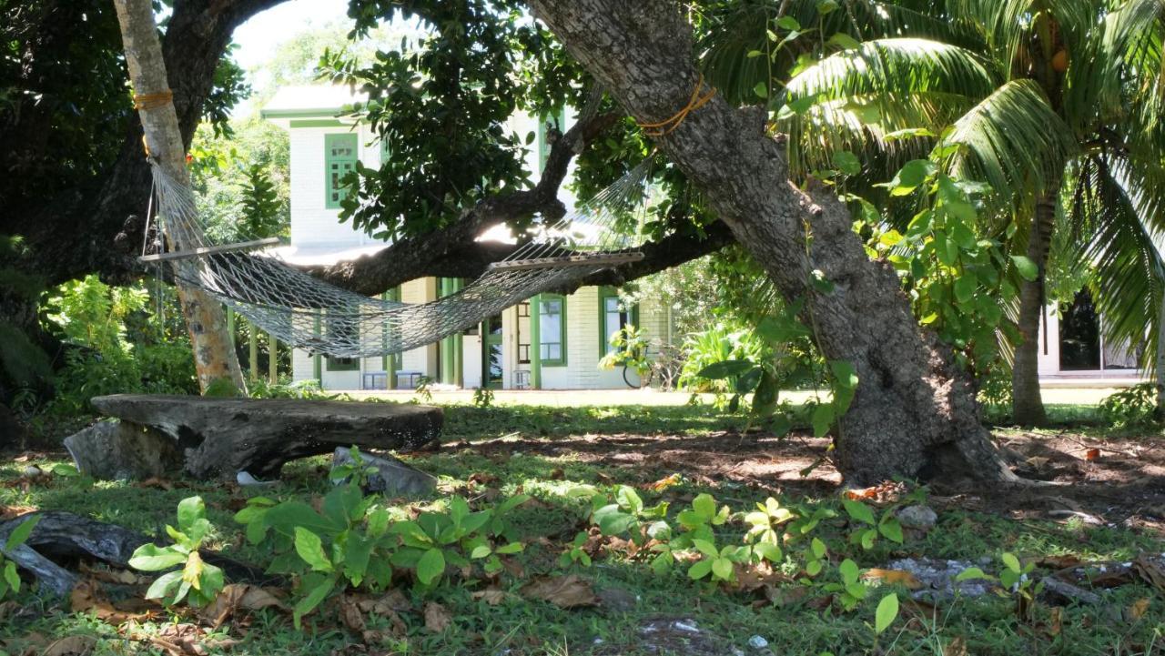 Oceania House Hotel Bantam Village Ngoại thất bức ảnh